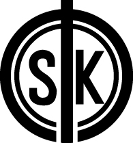 î{ CMYK